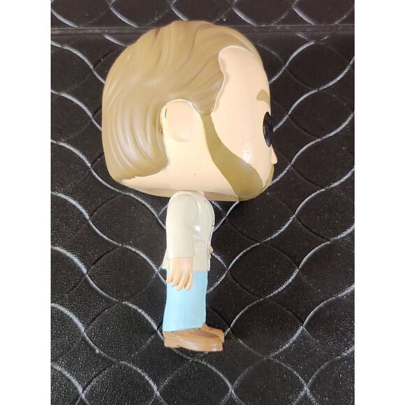 Funko Pop Stranger Things Hopper Vinyl Figure Date Night #801 #A28 - Picture 3 of 6